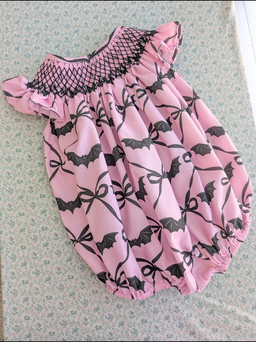 12 Mos Smocked Bat Halloween Bubble